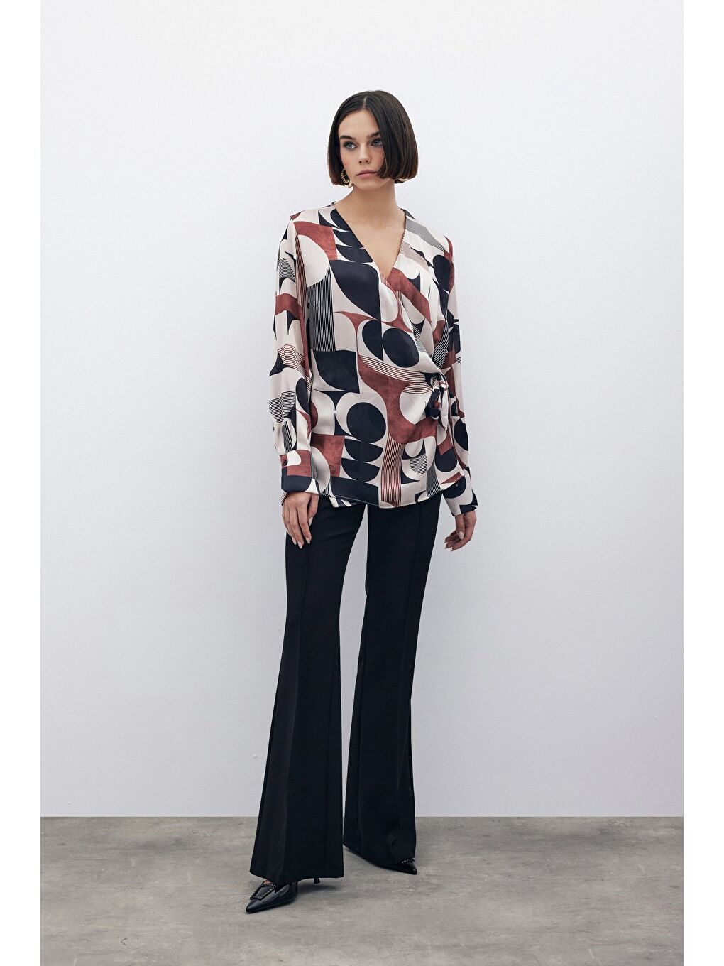 Kahverengi Kruvaze Yan Bağlamalı Bluz - Kahve-4