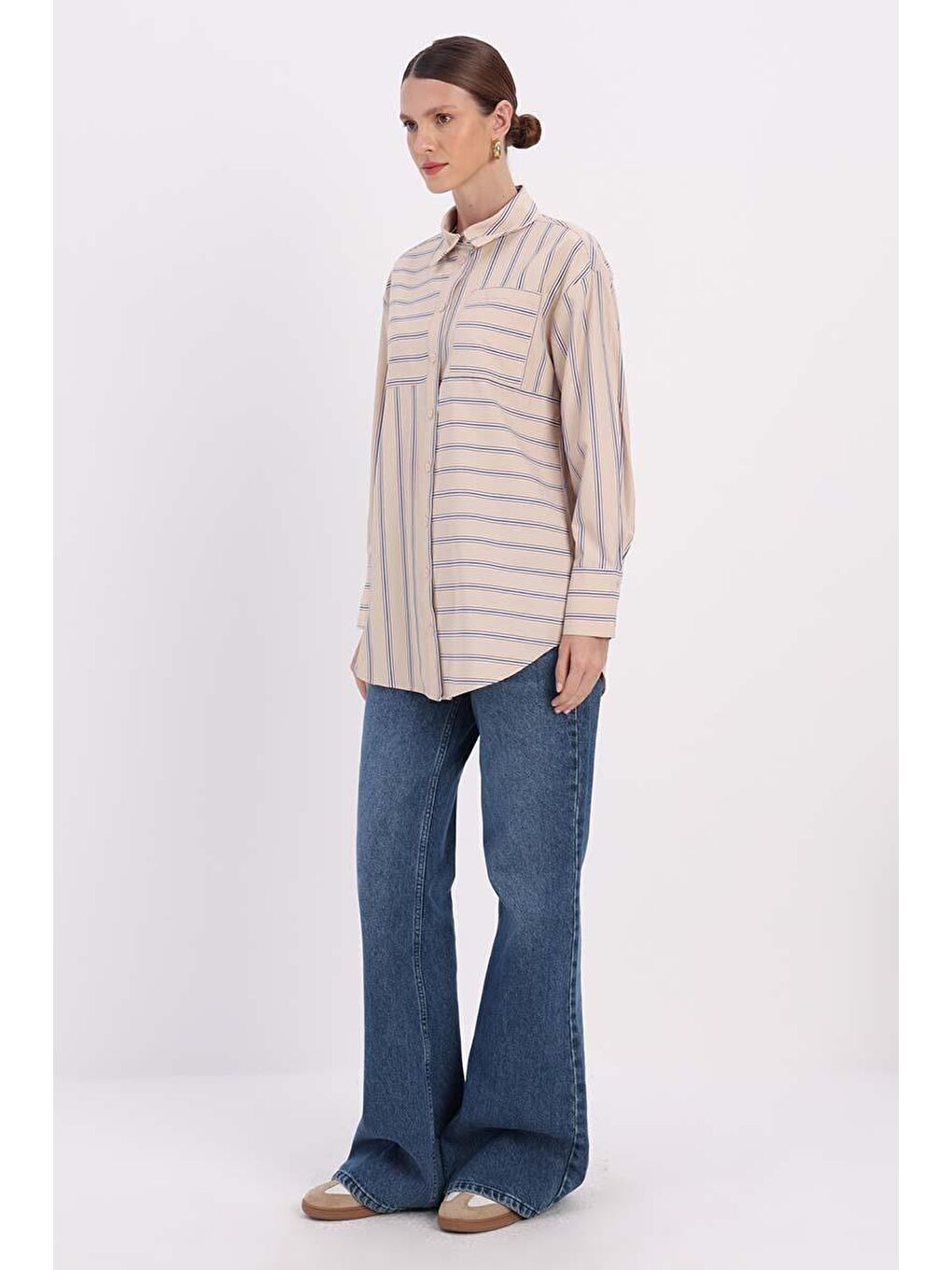 Beyaz Vizon-Lacivert-Çizgileri Karma Garnili Gömlek-2