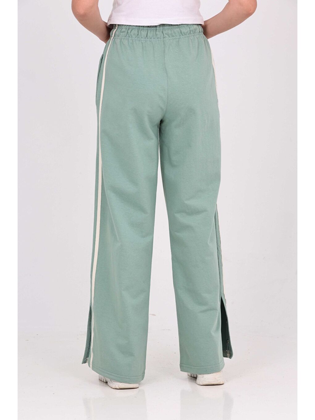 Gri Kız Çocuk Boydan Şeritli Eşofman Alt-4