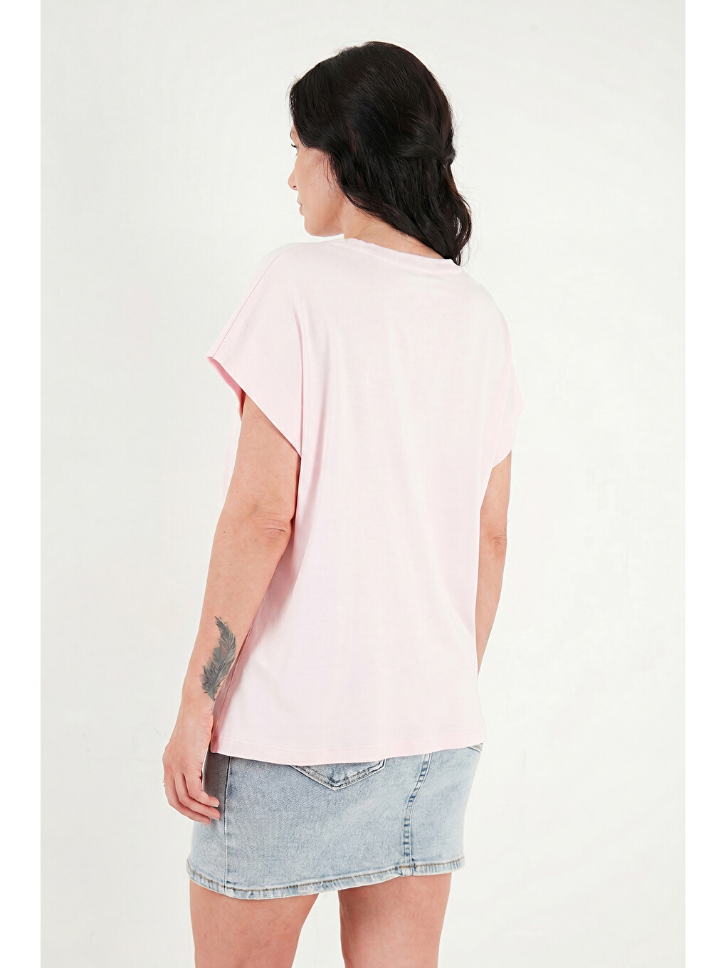 Pembe Pamuklu Rahat Kalıp Bisiklet Yaka Kadın T Shirt 5866955-6