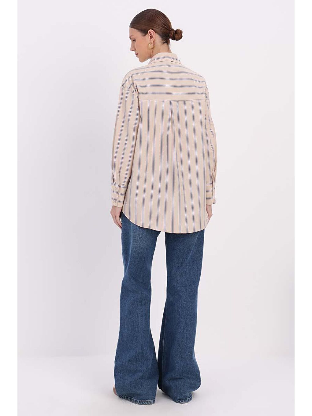 Beyaz Vizon-Lacivert-Çizgileri Karma Garnili Gömlek-3