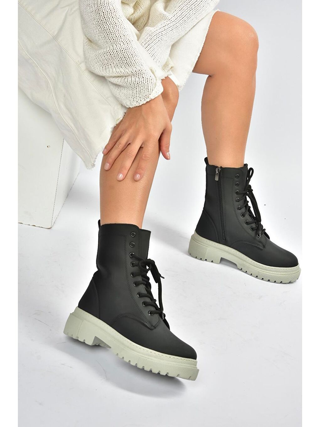 Siyah/Gri Kadın Bot V973192401