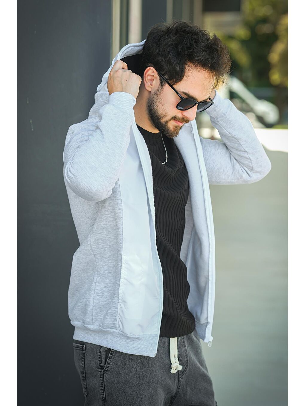 Gri Fokt Üç İp Şardonlu Parça Detaylı Gizli Kapüşonlu Erkek Sweatshirt-2