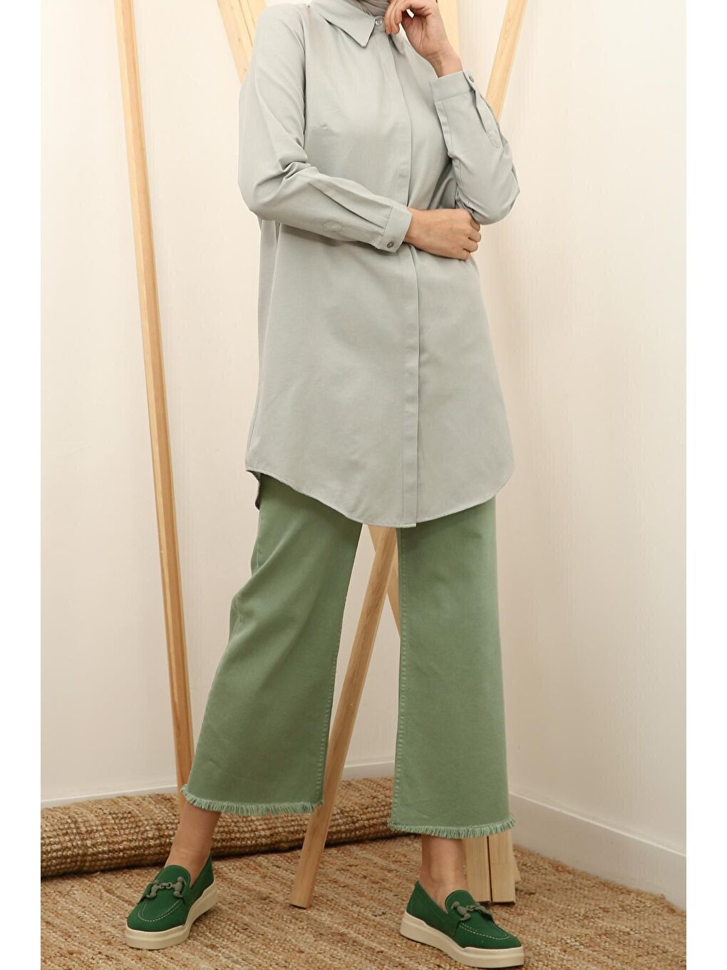 Gri01 Basic Gizli Patlı Gömlek Tunik