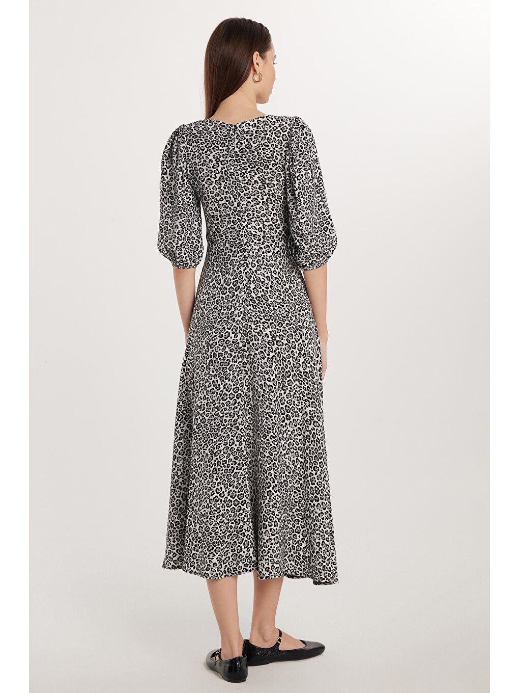 Karışık Kadın Regular Fit Klasik Kesim Balon Kol Leopar Desenli Elbise-4