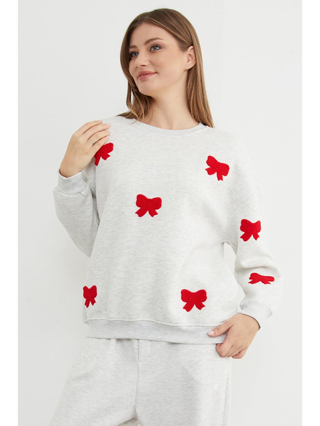 Gri 3 İplik Fiyonk Nakışlı Oversize Sweatshirt-2