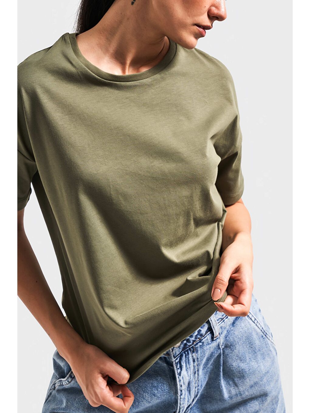 Kadın Haki Renk S5 %100 Pamuk Bisiklet Yaka Basic T-Shirt