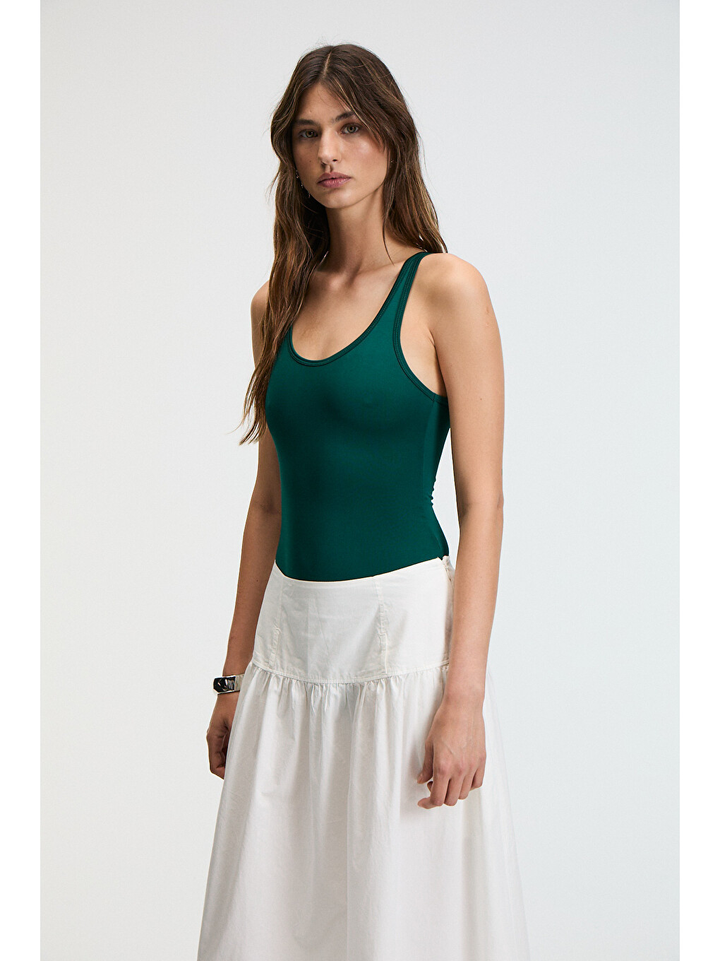 Suevas Kadın Sıfır Kol Çıt Çıtlı Oyuk Yaka Slim Fit Yeşil Atlet-2