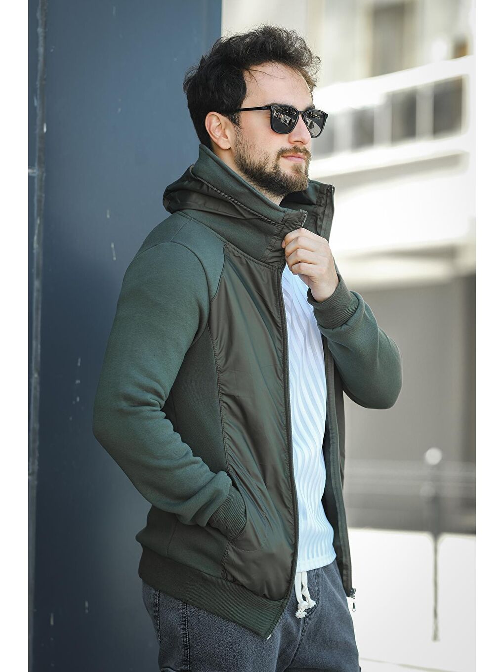 Haki Fokt Üç İp Şardonlu Parça Detaylı Gizli Kapüşonlu Erkek Sweatshirt-1