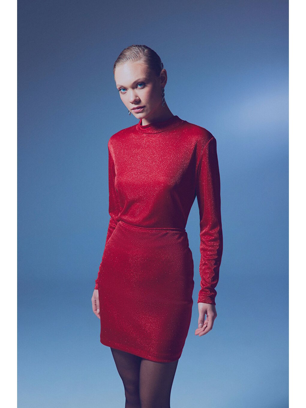 Dik Yaka Simli Bodysuit - Kırmızı