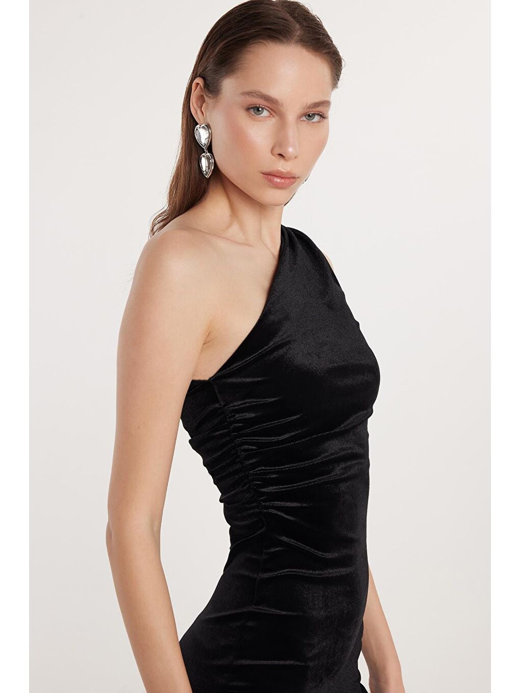 Slim Fit Dar Kesim Tek Omuz Detaylı Midi Boy Siyah Elbise-1