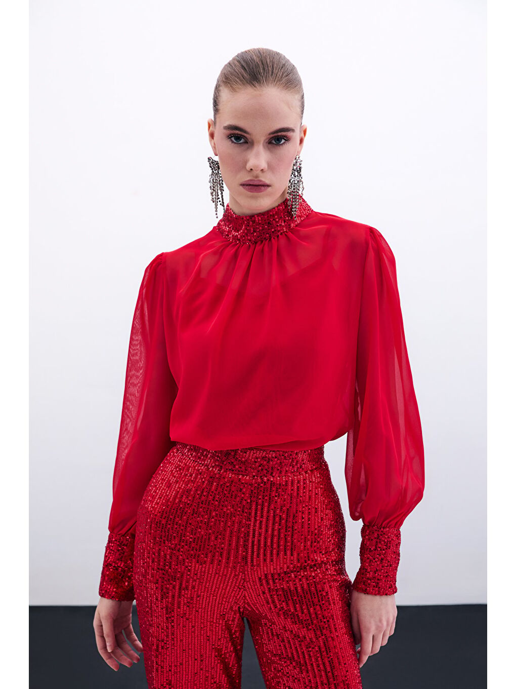 Payet Detaylı Bluz - Kırmızı-3