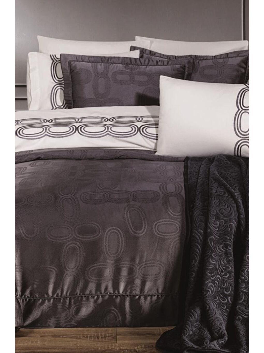 Arel 10 Parça Çeyiz Seti Siyah