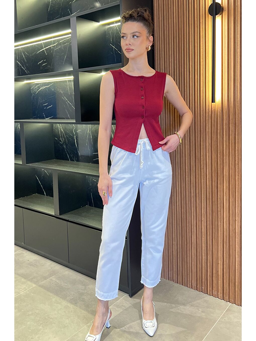 Beyaz Kadın Yüksek Bel Paça Püskül Detaylı Gabardin Pantolon-1