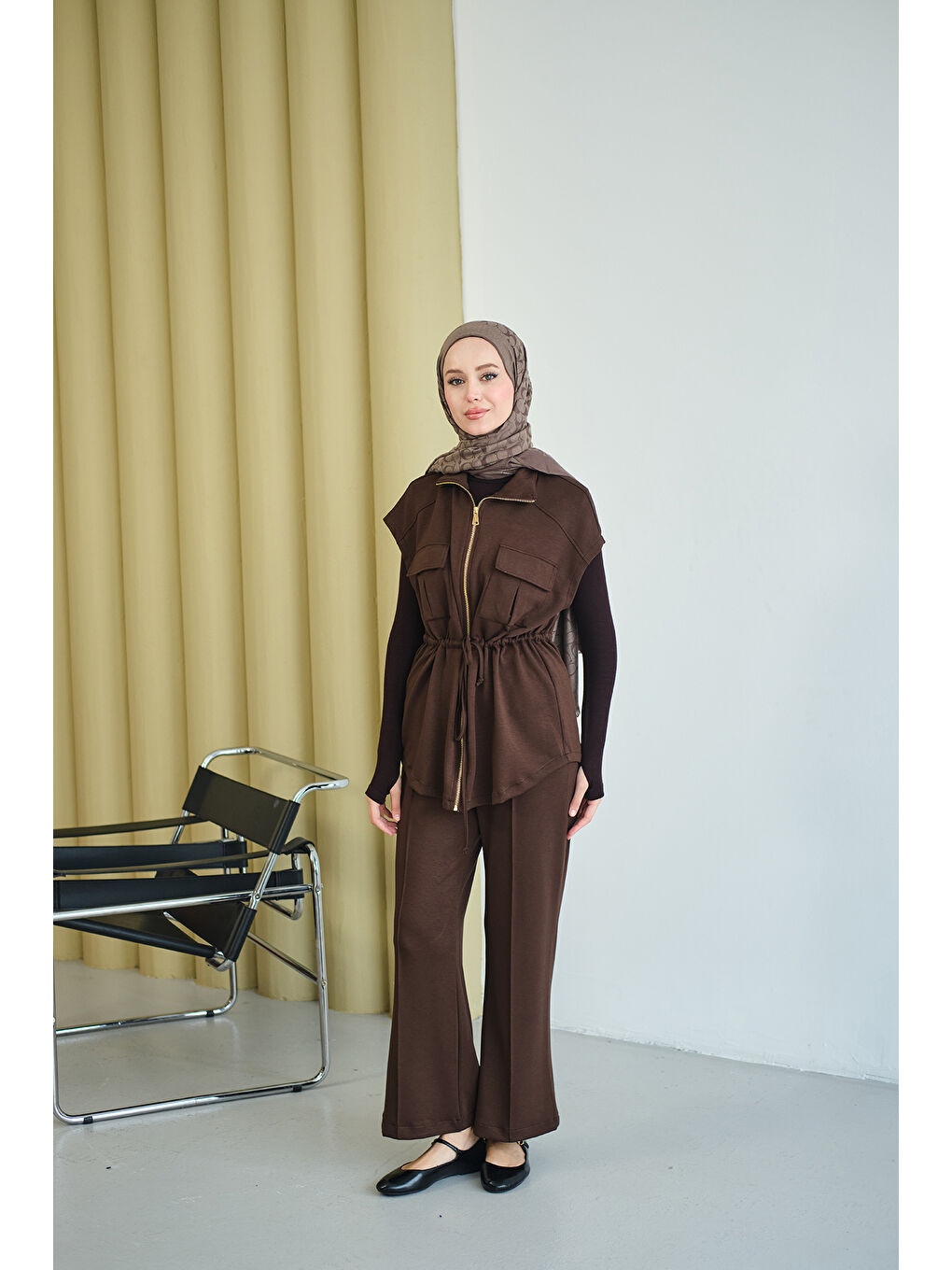 Kadın Beli Ayarlanabilir Gold Fermuar Detay Yelekli Takım Kahverengi-4
