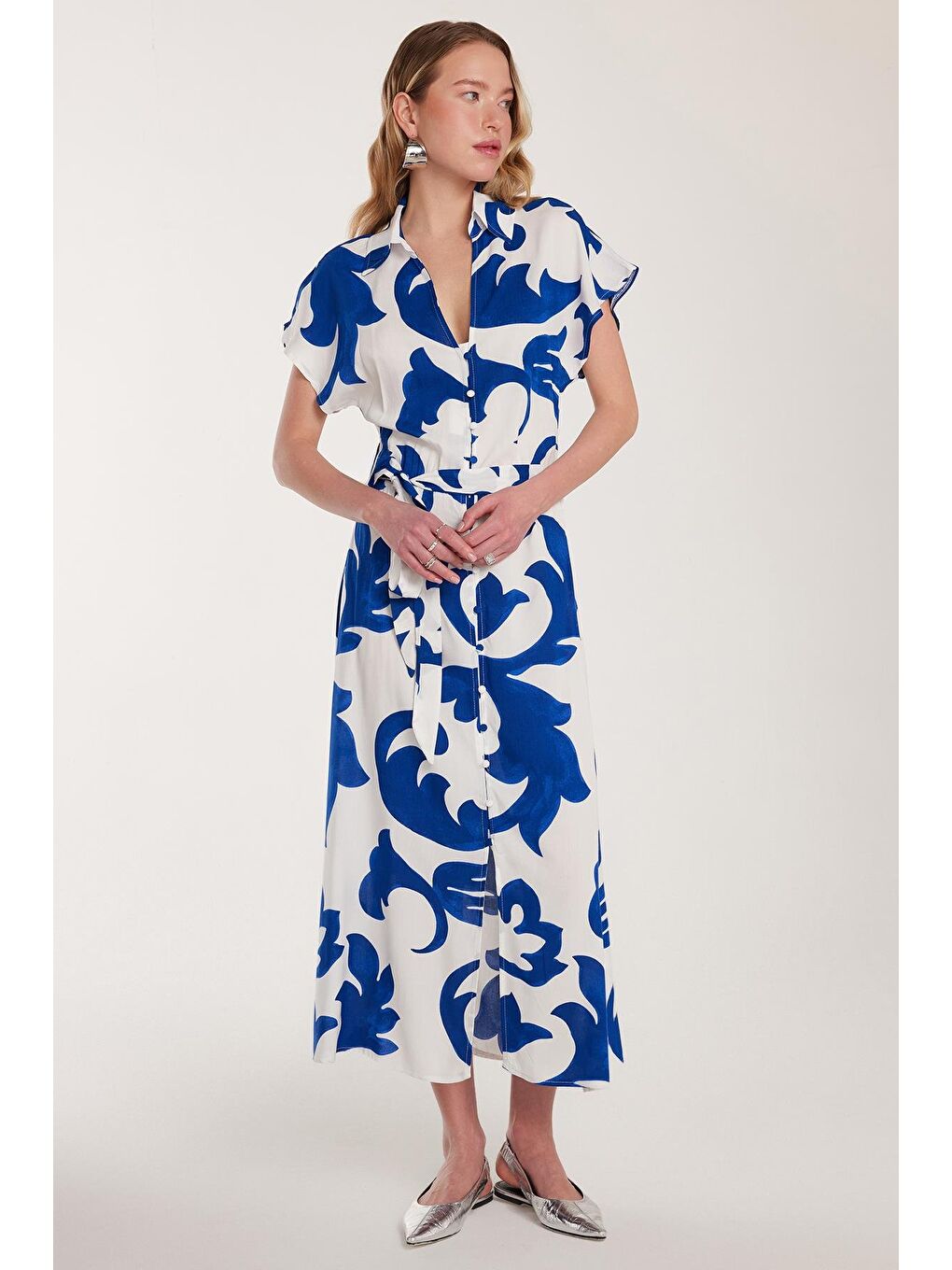 Karışık Kadın Standart Fit Viskon Düğmeli Bağlama Detaylı V Yaka Elbise-1