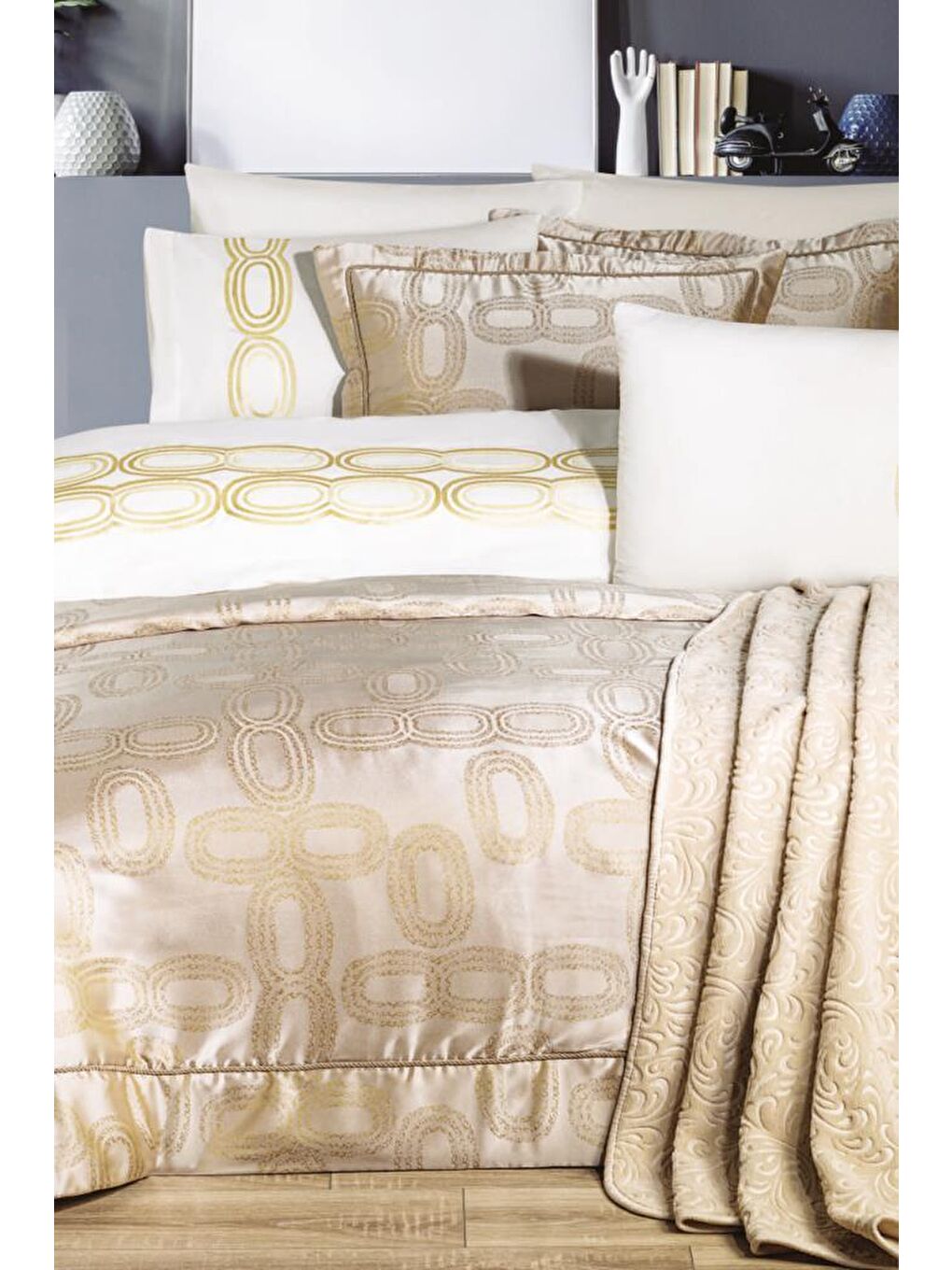 Sarı Arel 10 Parça Çeyiz Seti Altın