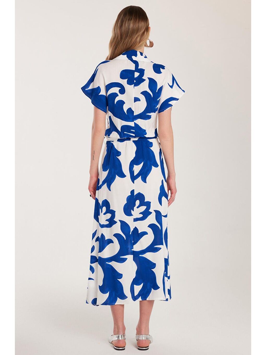 Karışık Kadın Standart Fit Viskon Düğmeli Bağlama Detaylı V Yaka Elbise-4