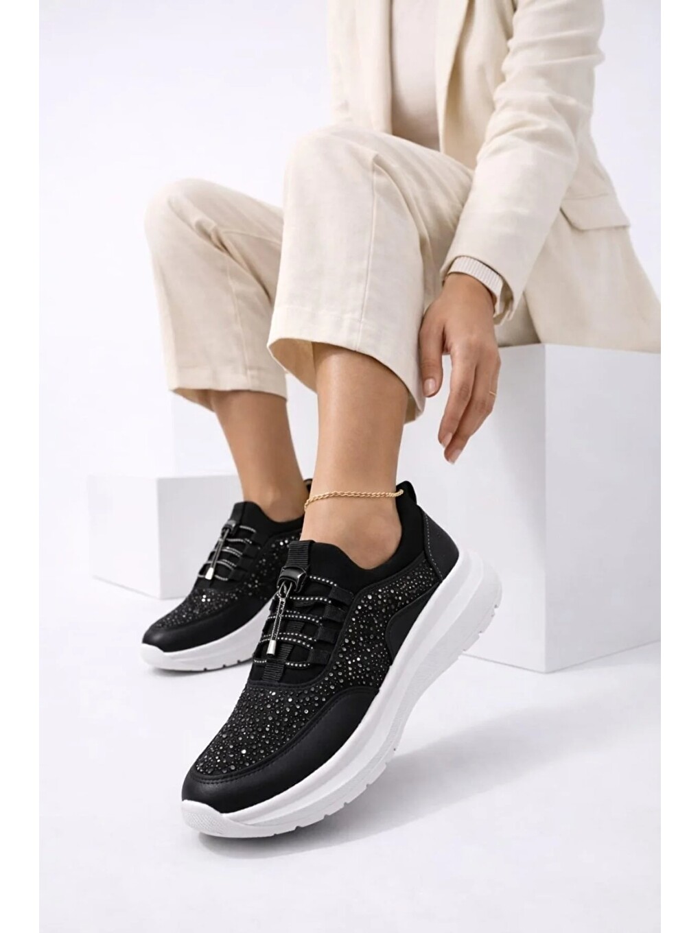 Siyah Kadın Taş İşlemeli Akıllı Bağcıklı Sneaker Kalın Taban Spor Ayakkabı-4
