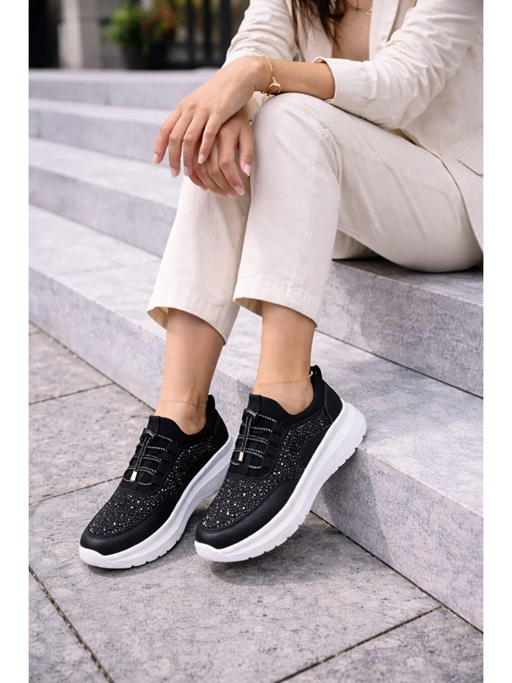 Siyah Kadın Taş İşlemeli Akıllı Bağcıklı Sneaker Kalın Taban Spor Ayakkabı-5