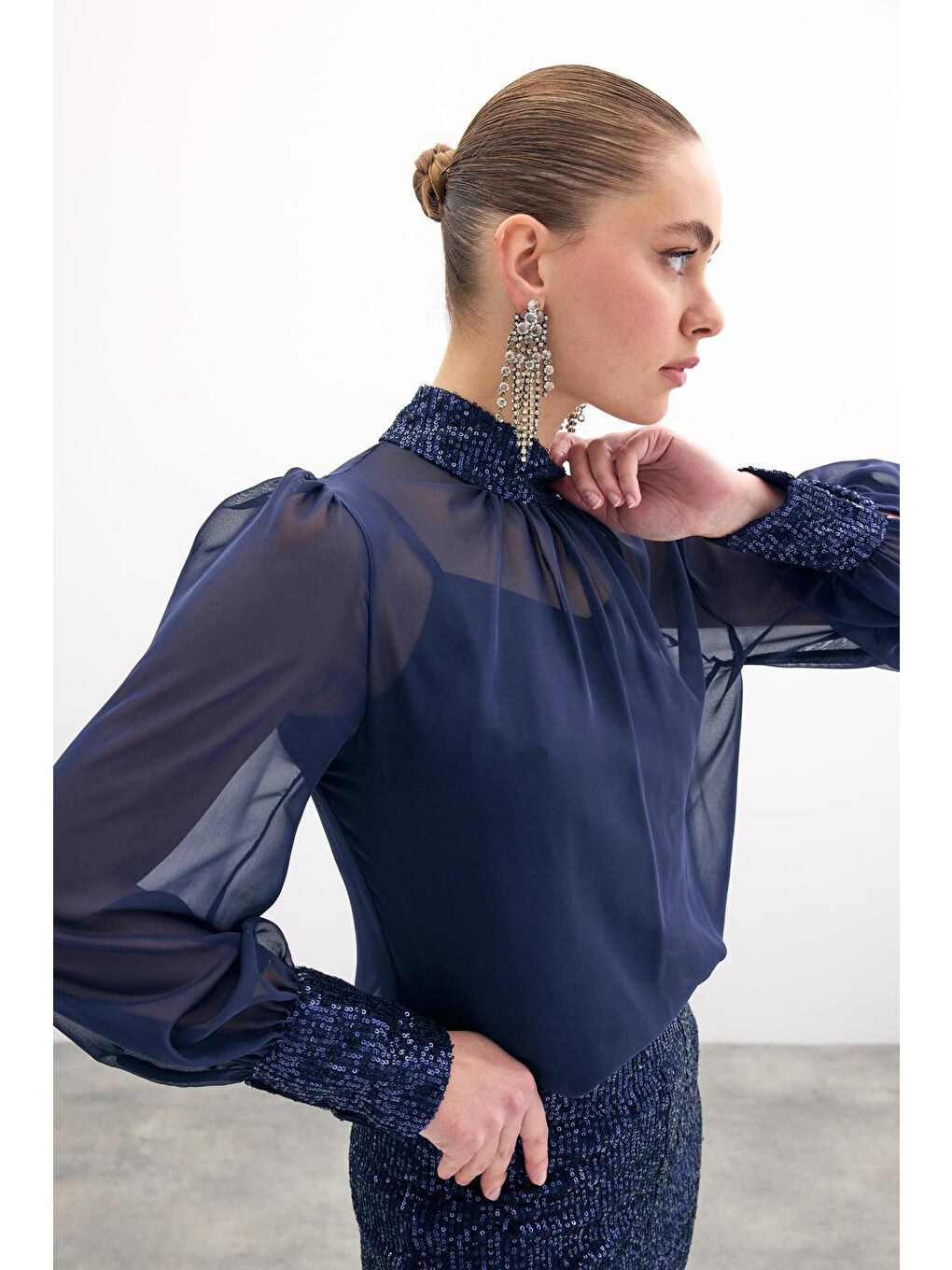 Payet Detaylı Bluz - Lacivert-3
