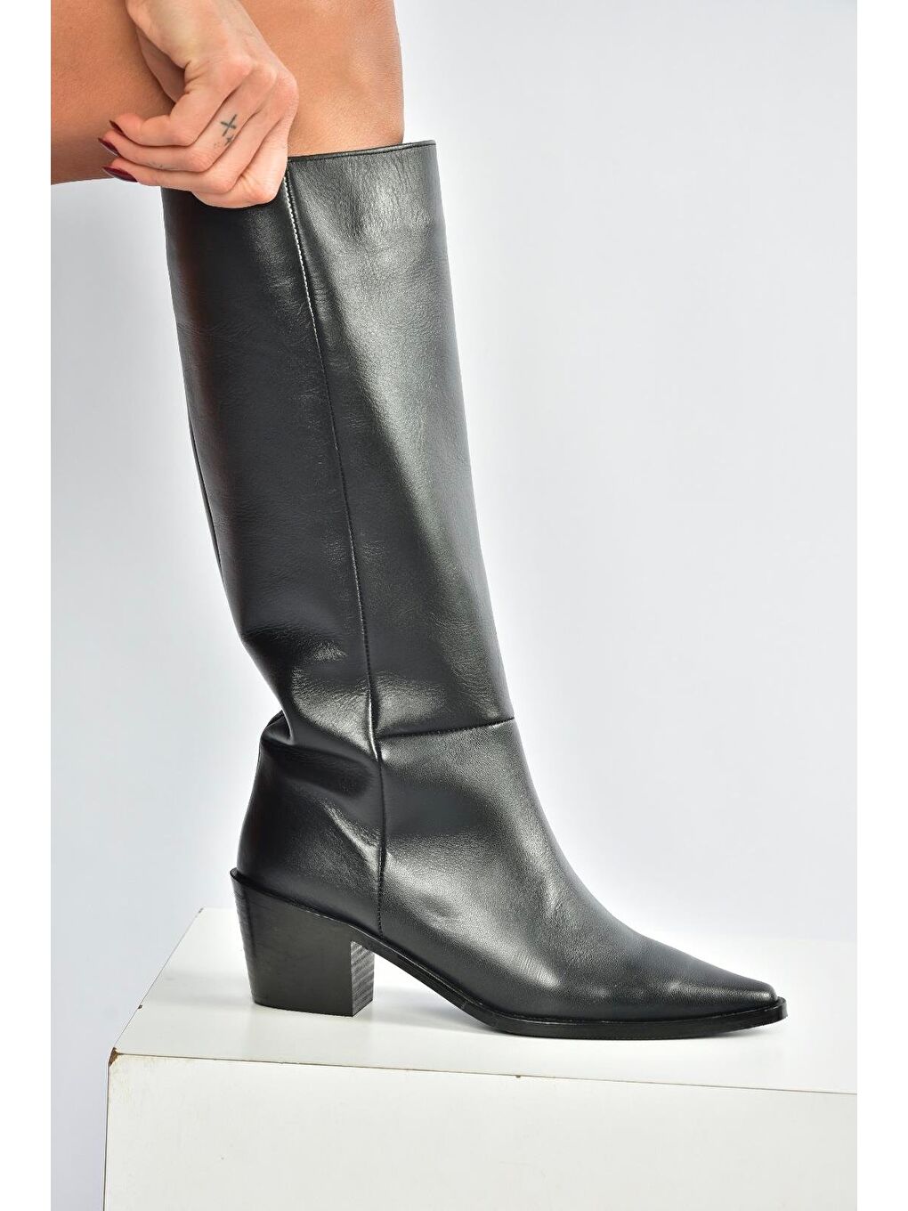 Siyah Kadın Çizme V654082103-1