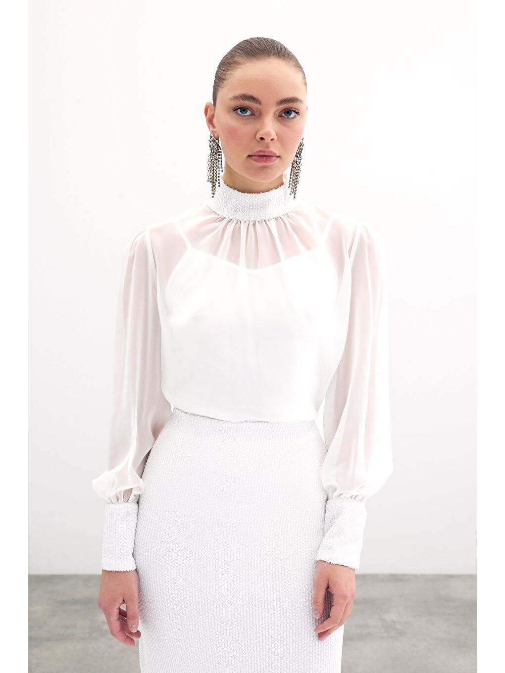 Payet Detaylı Bluz - Ekru