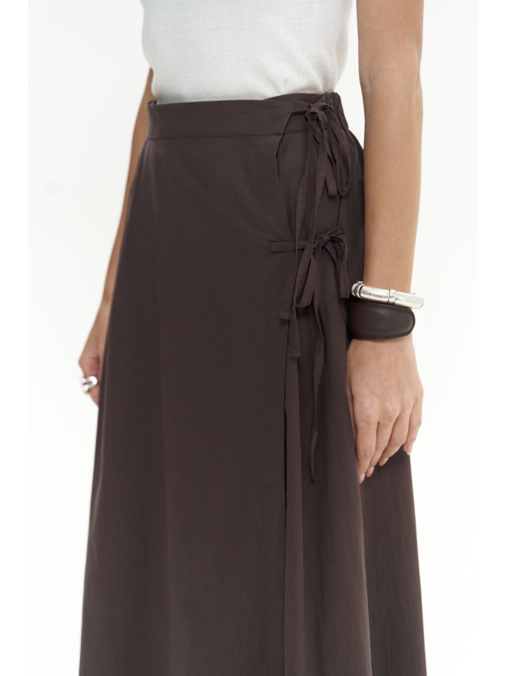 Kahverengi Aida İp Detay Pileli Kahve Etek-6