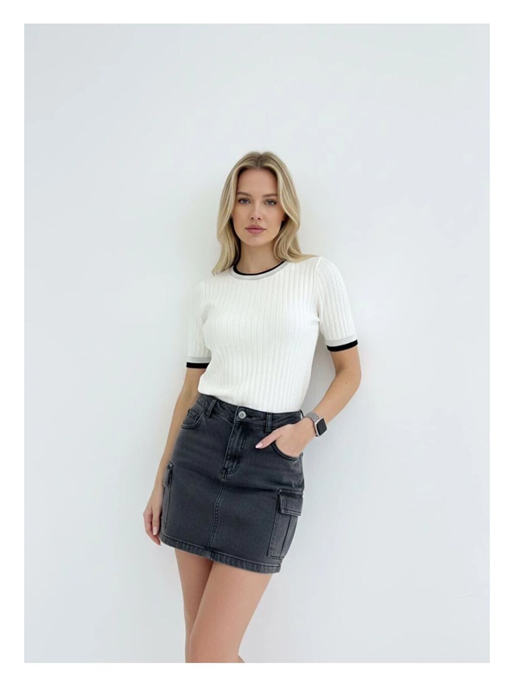 Fitilli Kısa Kollu Biyeli Triko Bluz Beyaz-1