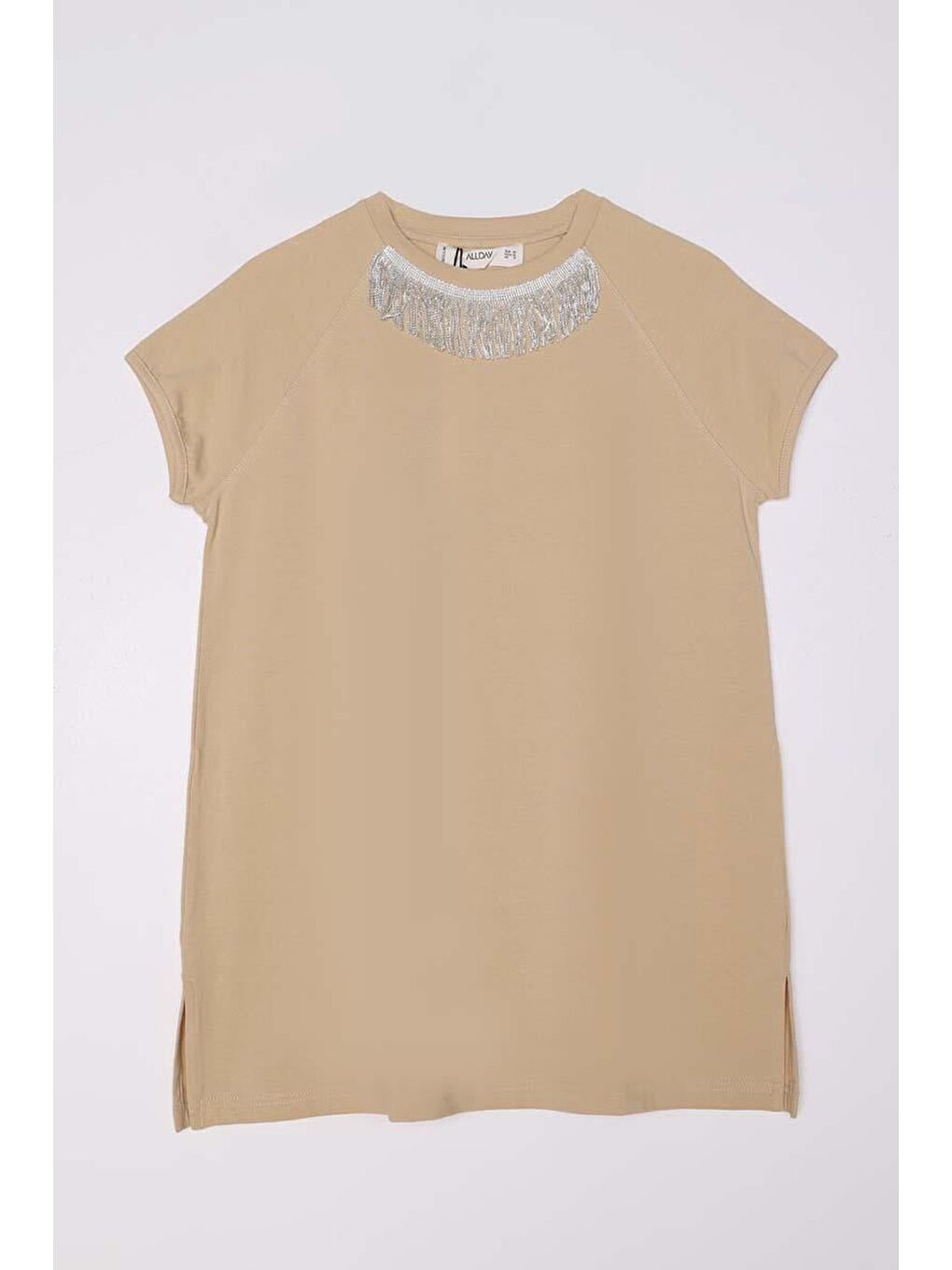 Bej-Pamuklu Püskül Detaylı Kısa Kollu T-Shirt-6