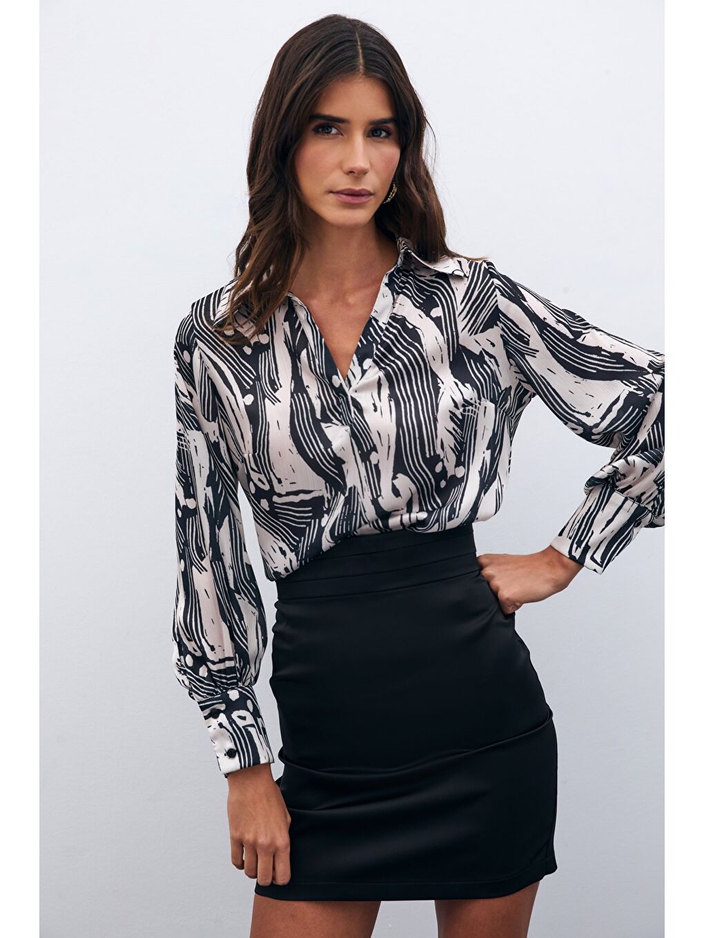 Gömlek Yaka Bluz - Siyah-2