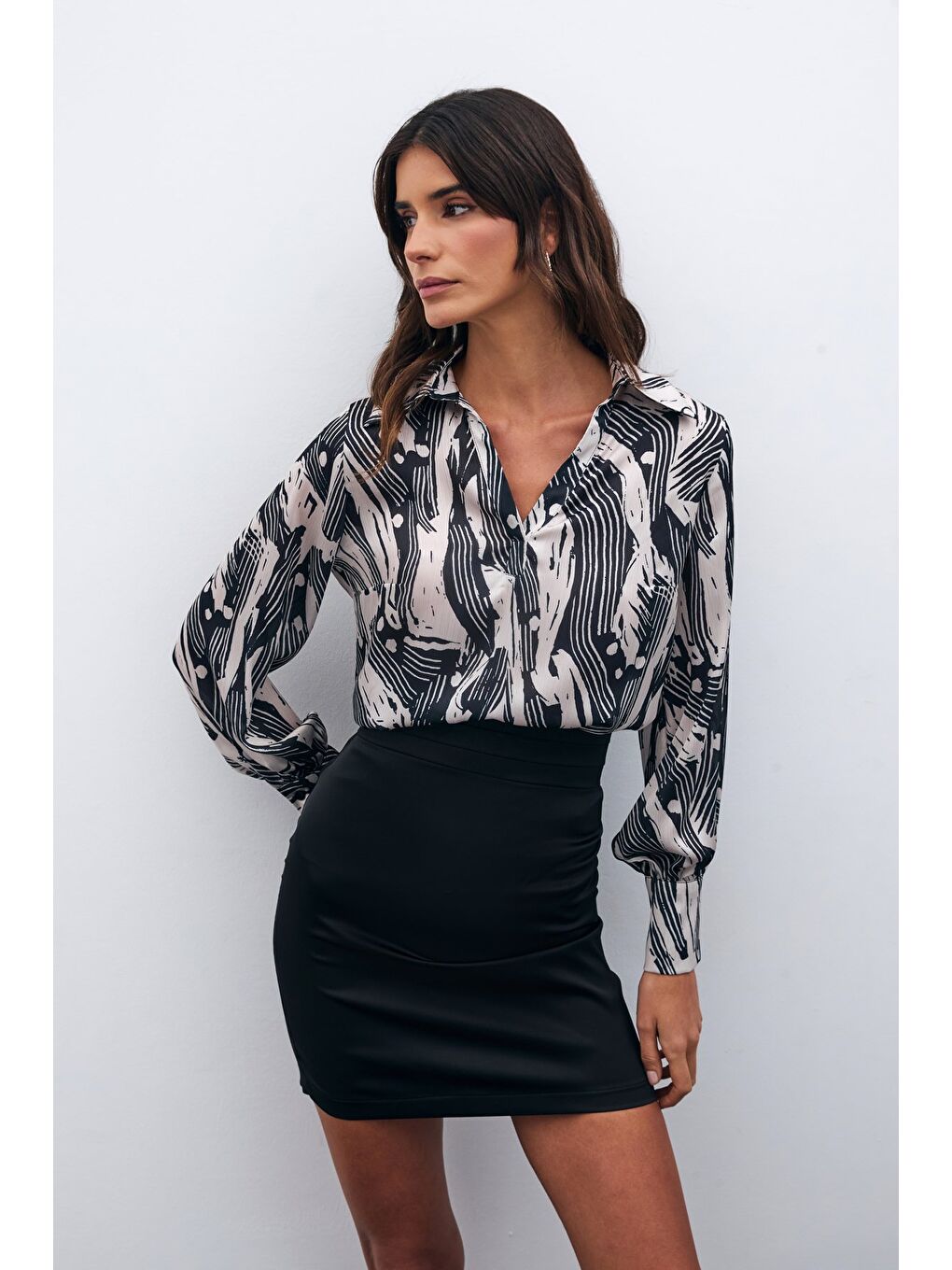 Gömlek Yaka Bluz - Siyah-3