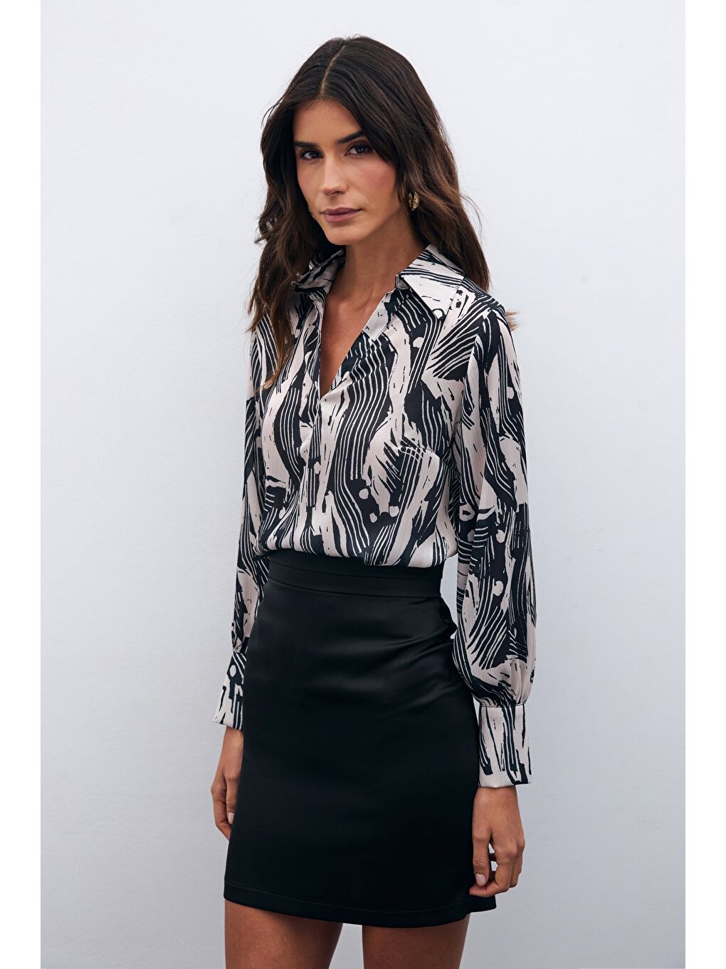 Gömlek Yaka Bluz - Siyah-4