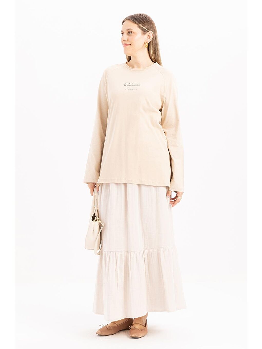 Bej-Uzun Kollu Baskı Detaylı Süprem Tshirt