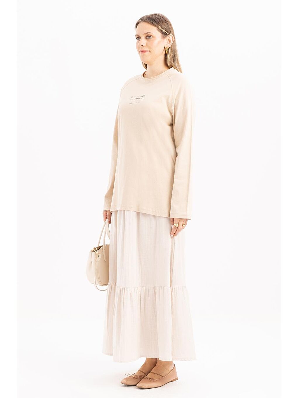 Bej-Uzun Kollu Baskı Detaylı Süprem Tshirt-1