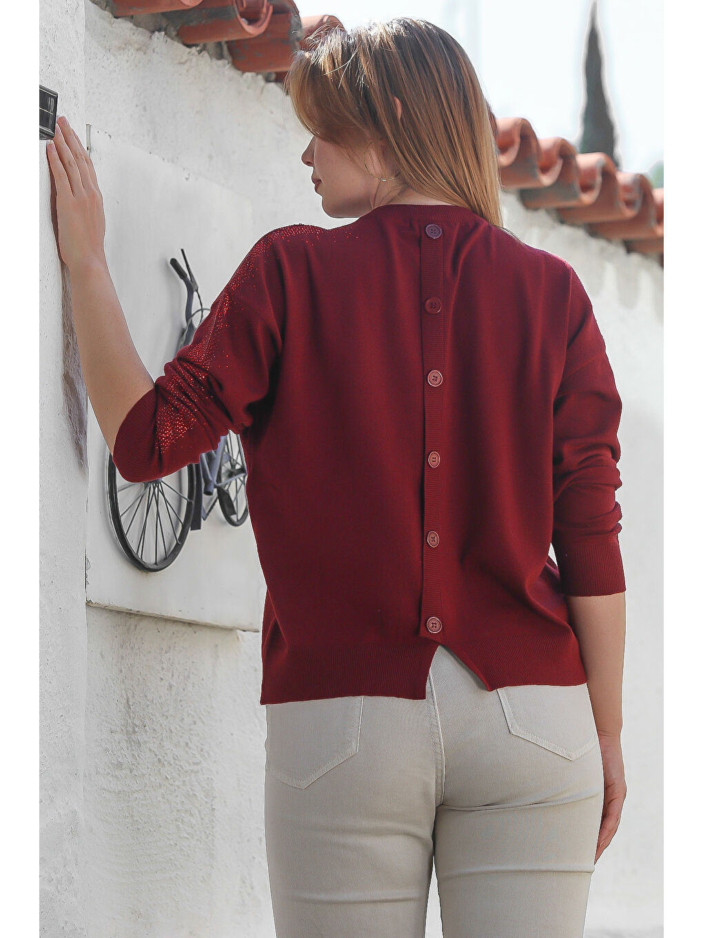 Bordo Yuvarlak Yaka Uzun Kol Arkası Düğmeli Taşlı Casual Triko Kazak 65 60-1