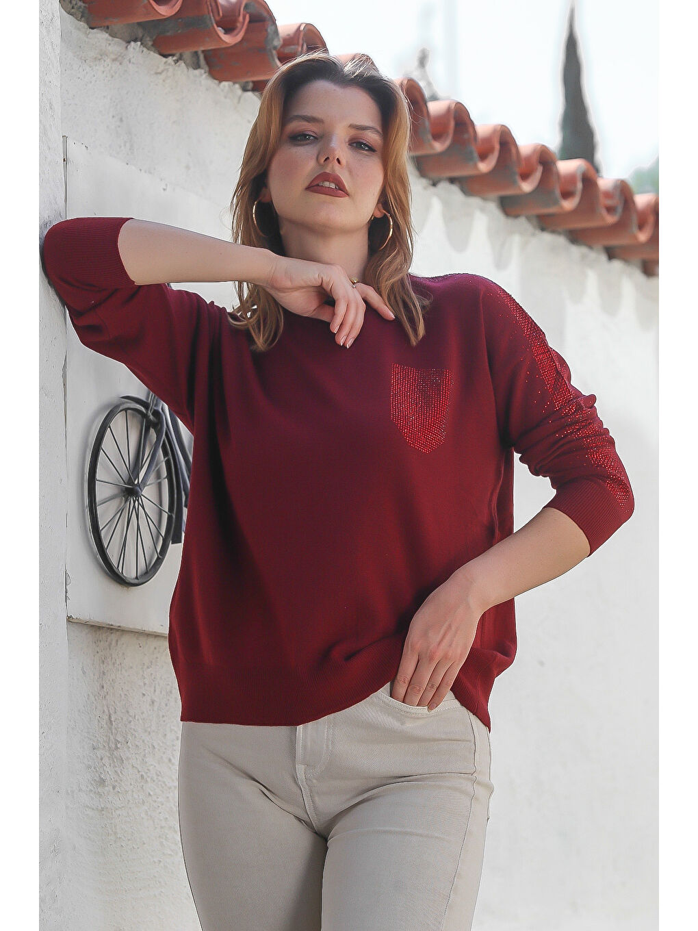 Bordo Yuvarlak Yaka Uzun Kol Arkası Düğmeli Taşlı Casual Triko Kazak 65 60-4