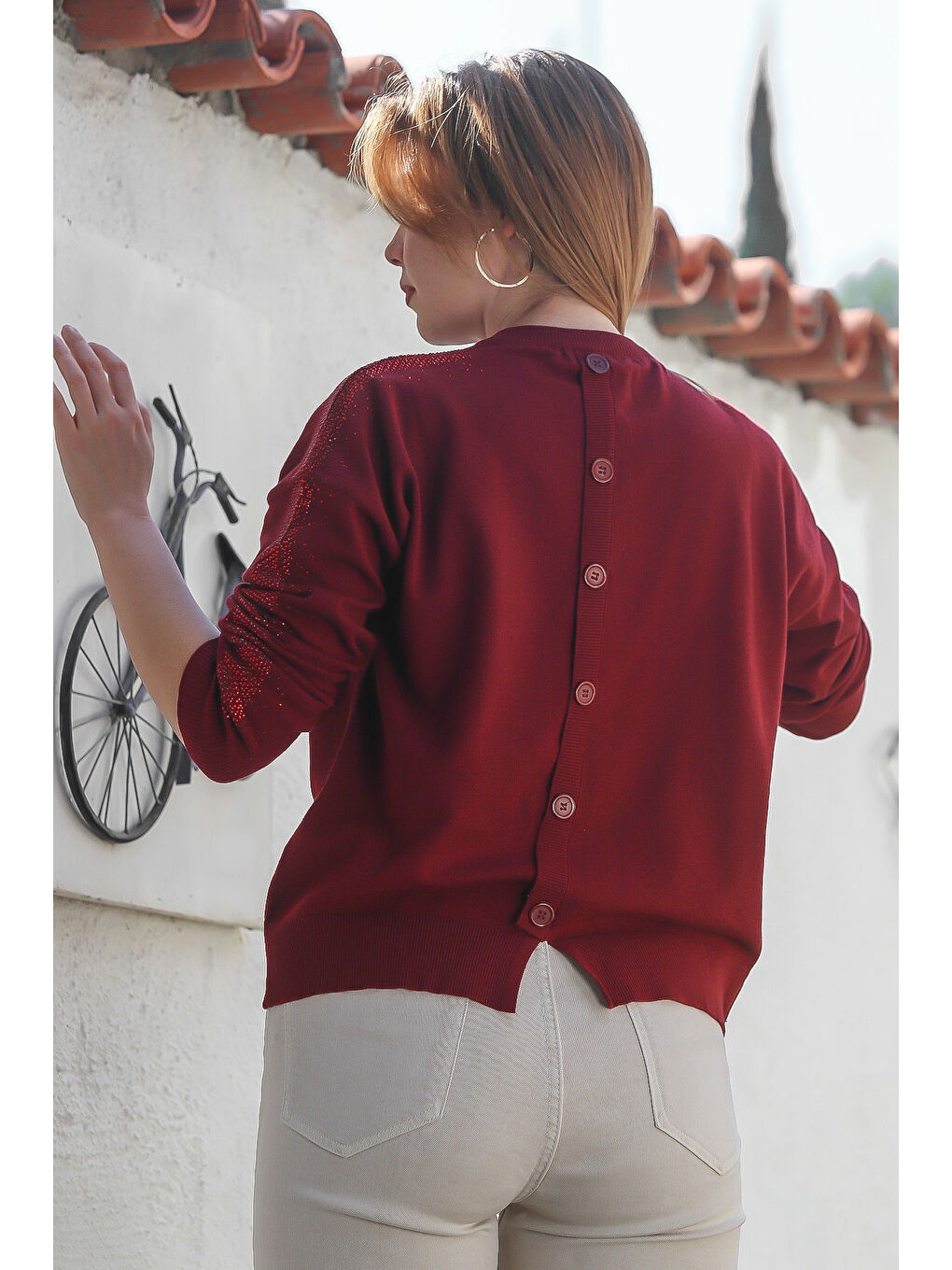Bordo Yuvarlak Yaka Uzun Kol Arkası Düğmeli Taşlı Casual Triko Kazak 65 60-7