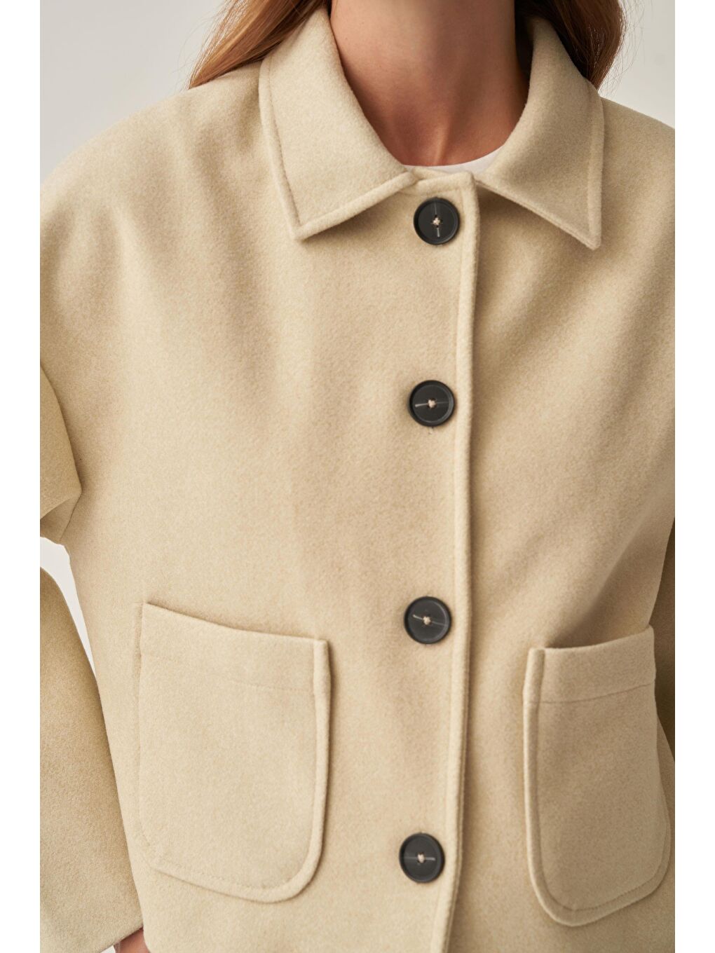 Bej Taş-Düğmeli Kısa Kaşe Ceket-4