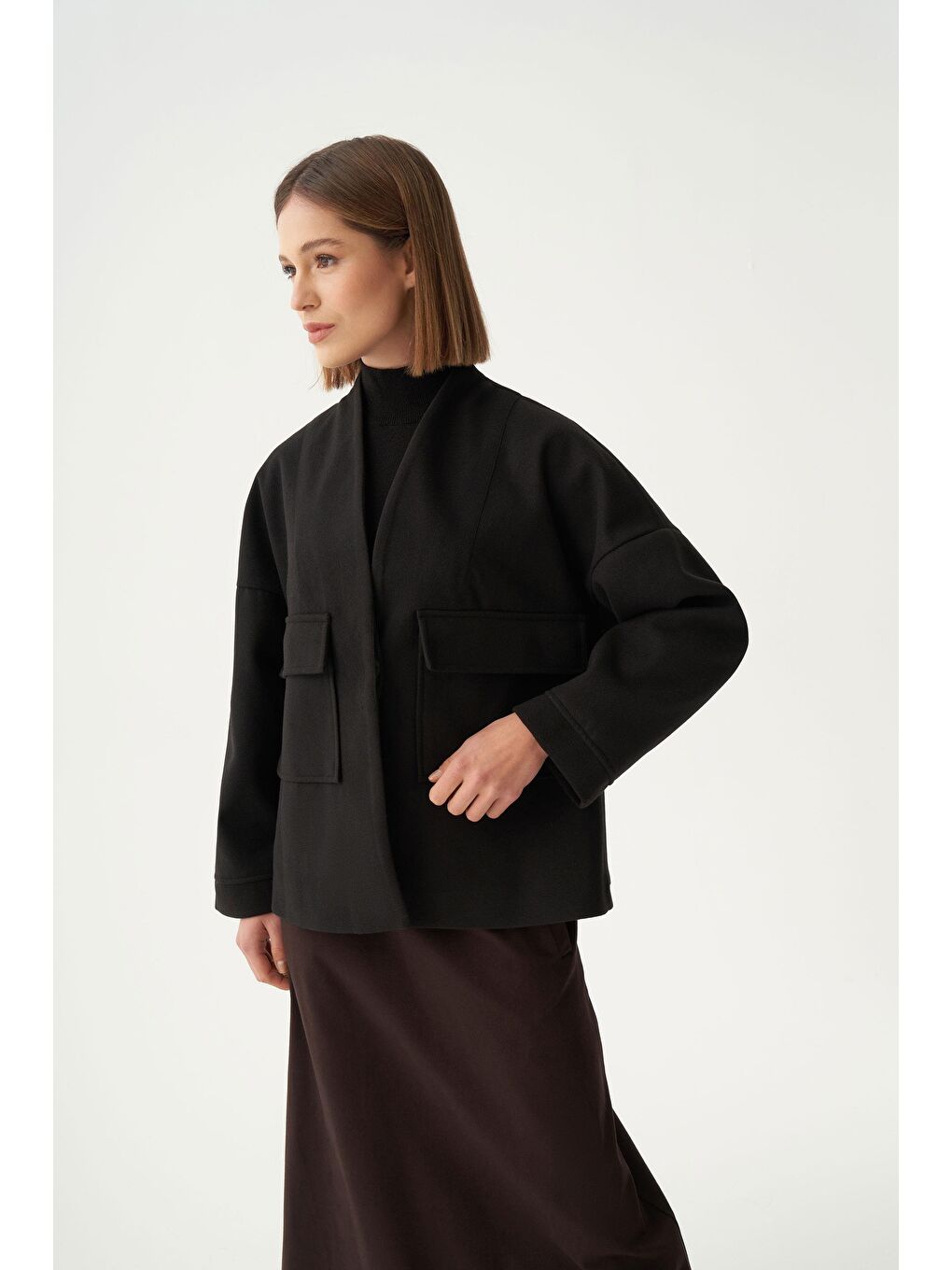 Siyah-Cepli Kısa Kaşe Ceket
