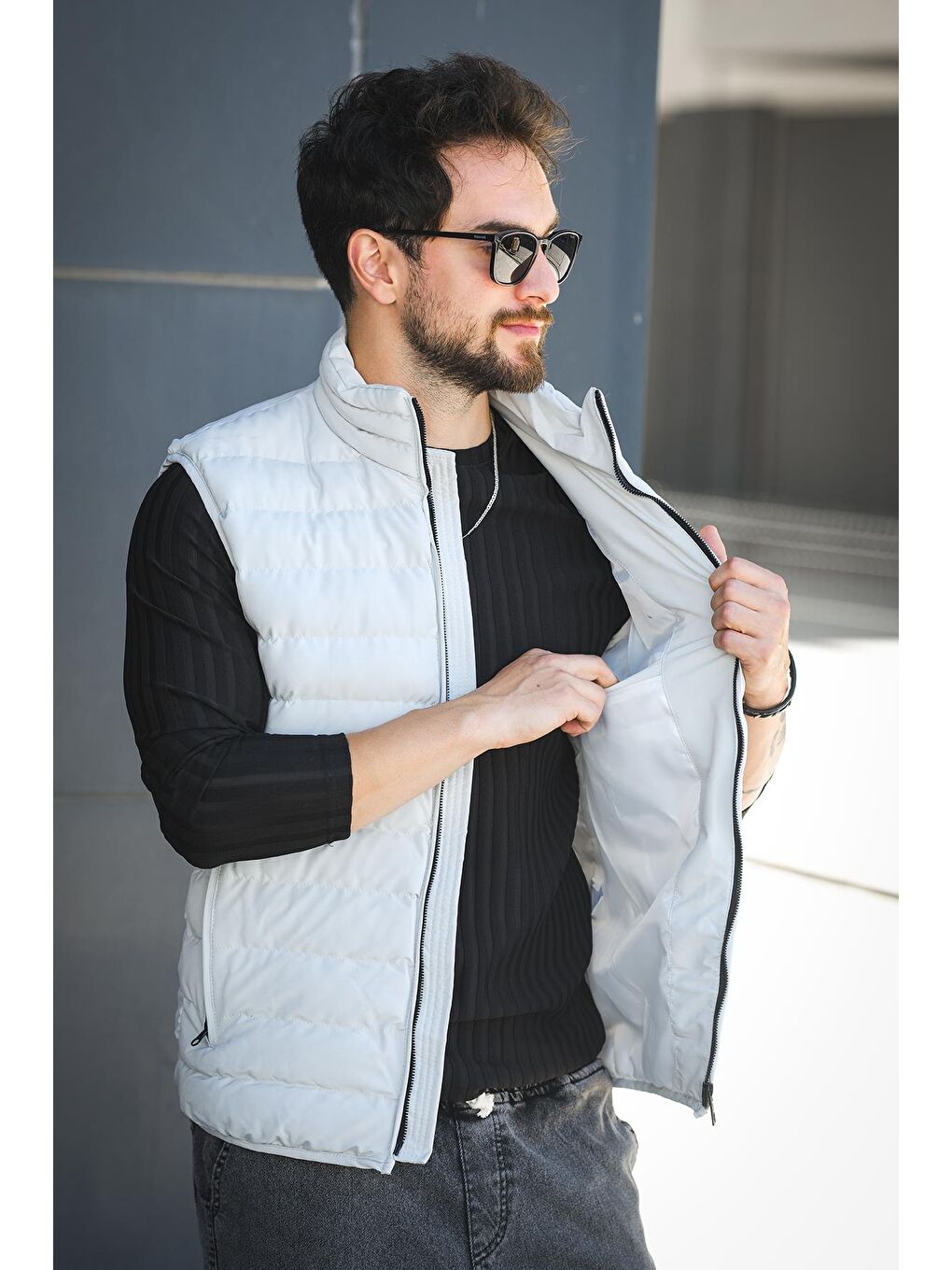 Gri Doxfa Suya Dayanıklı Cepli Fermuar Detaylı Dik Yaka Erkek Şişme Yelek-1