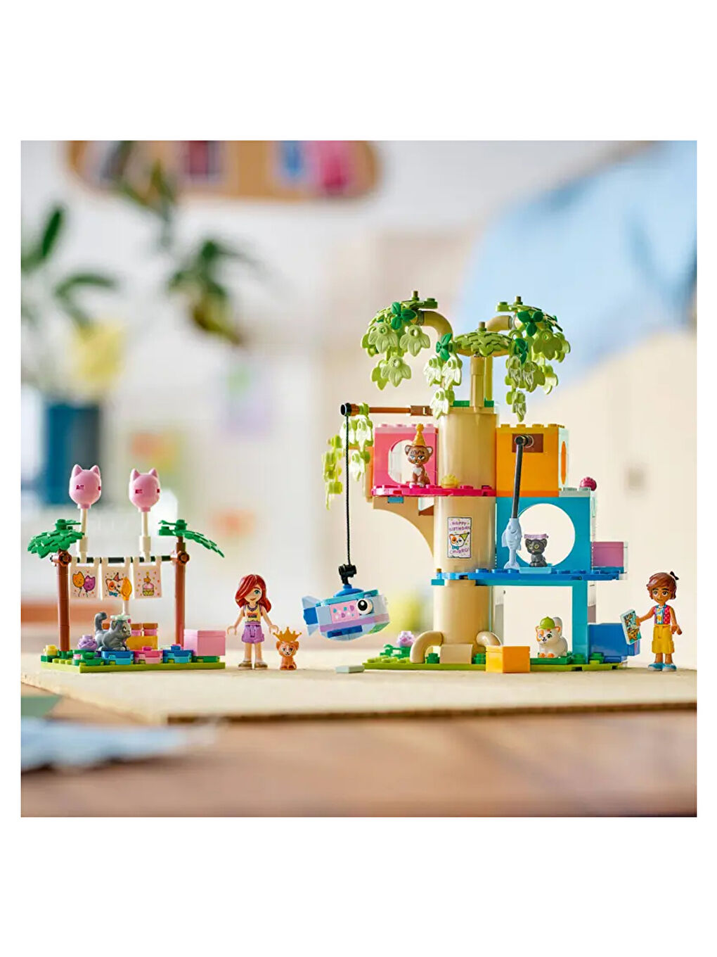 Friends Kedi Doğum Günü Partisi ve Ağaç Ev 42666-3