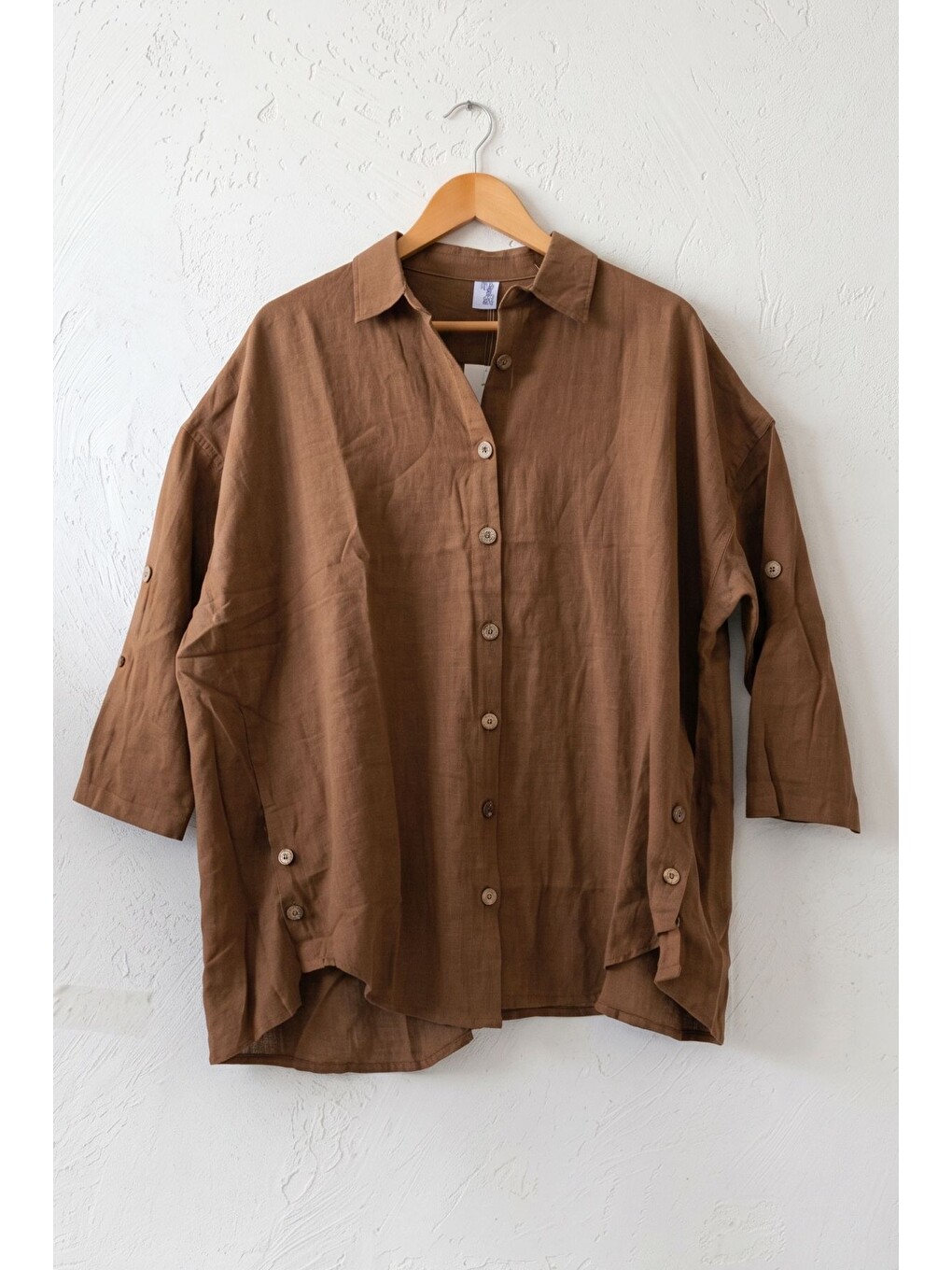 Kahverengi Tarçın Rengi Gömlek Yaka 3/4 Kol Düğmeli Casual Keten Görünümlü Oversize Dokuma Gömlek 75 72-1