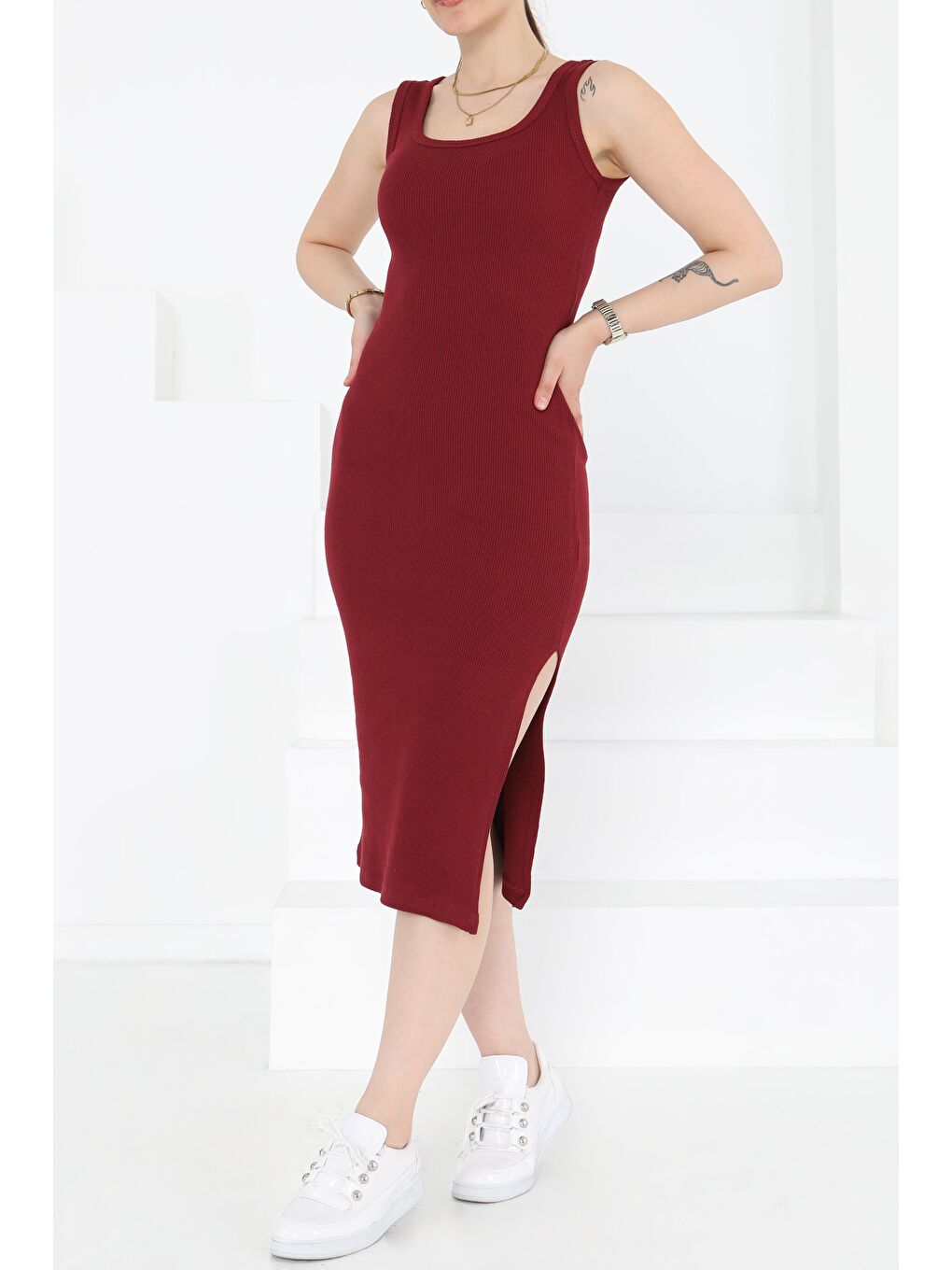 Kare Yaka Yırtmaçlı Midi Elbise Bordo - 27230-3