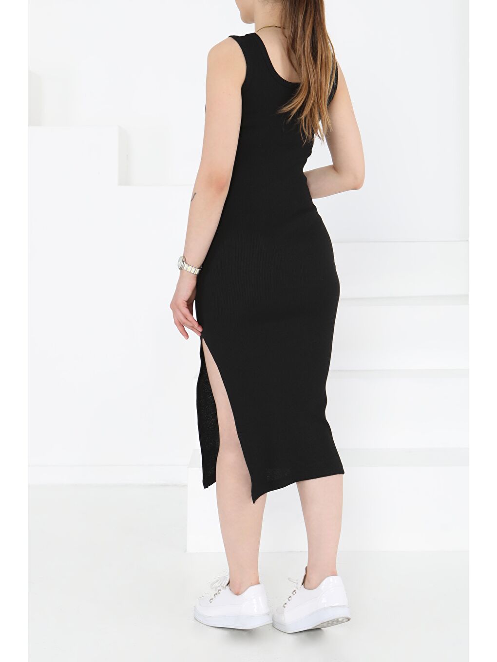 Kare Yaka Yırtmaçlı Midi Elbise Siyah - 27230-3