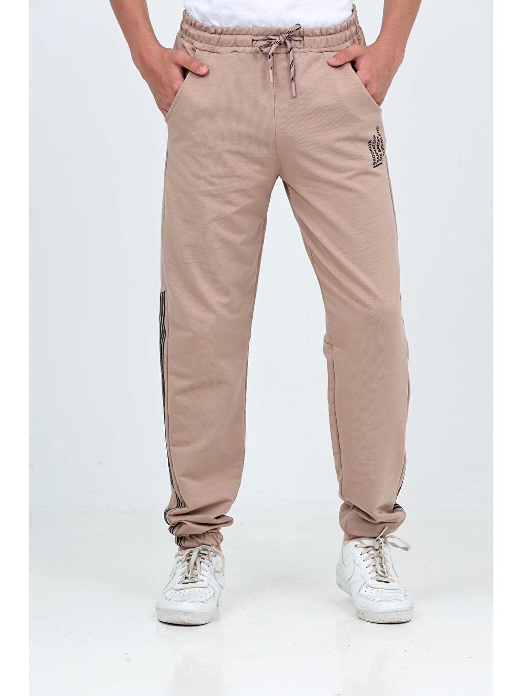 Kahverengi Erkek Çocuk Üç Şeritli Eşofman Alt-3