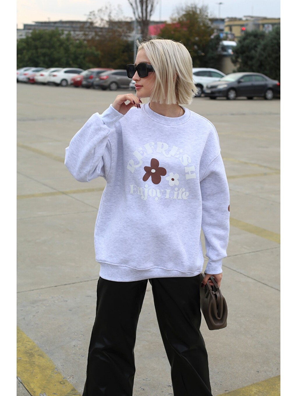 Beyaz Karmelanj Bisiklet Yaka Baskılı Sweatshirt Mg1572-3