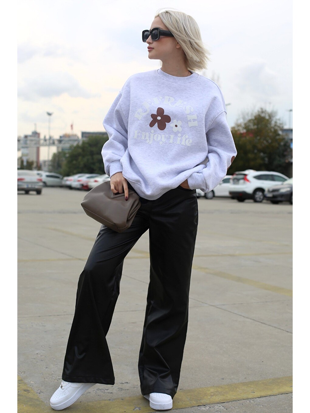 Beyaz Karmelanj Bisiklet Yaka Baskılı Sweatshirt Mg1572-4