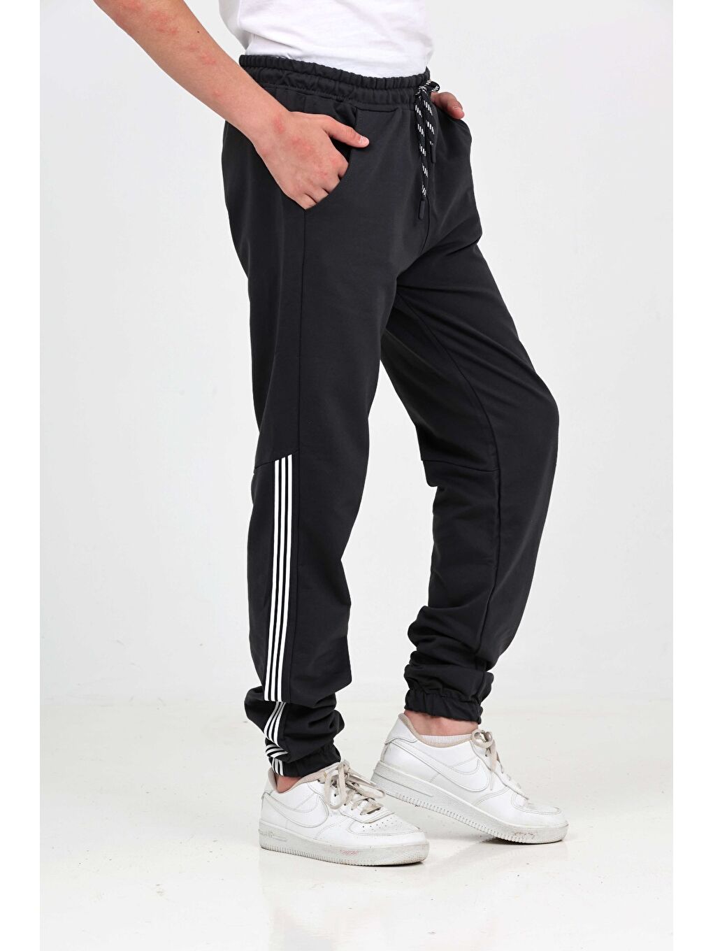 Antrasit Erkek Çocuk Üç Şeritli Eşofman Alt-5