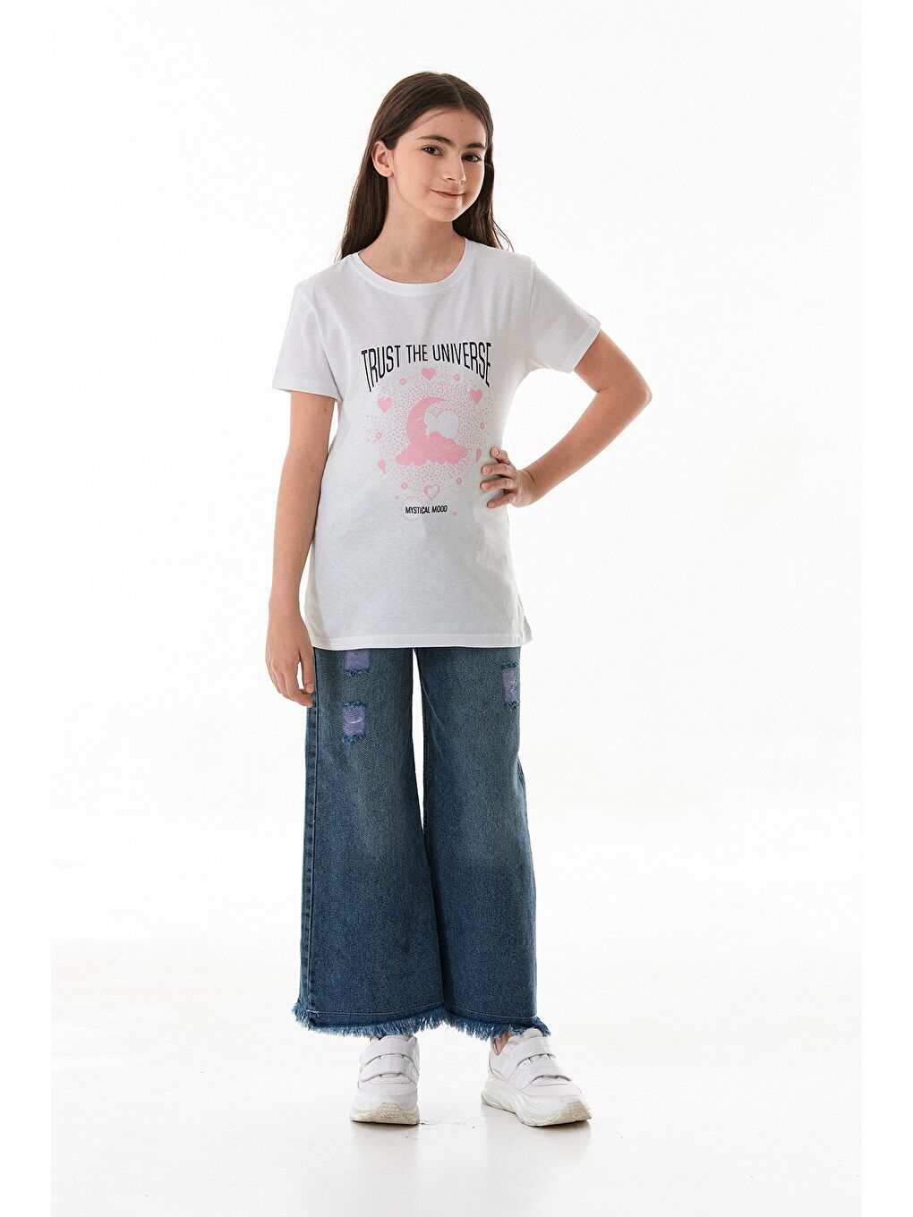 Beyaz %100 Pamuk Trust The Universe Baskılı Kız Çocuk Tişört-3